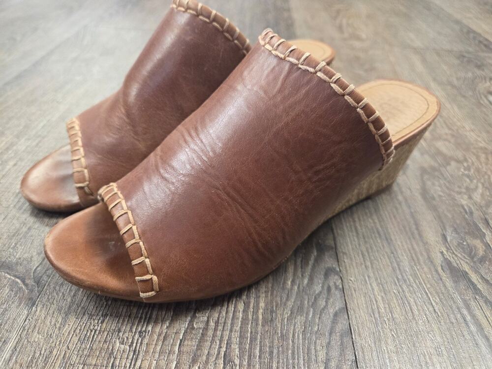 Lucca Lane Enola Genuine Leather Slip on Heels Shoes Size 7.5M